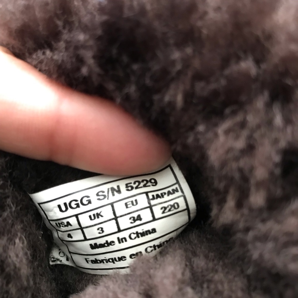 UGG boots - Picture 7 of 8